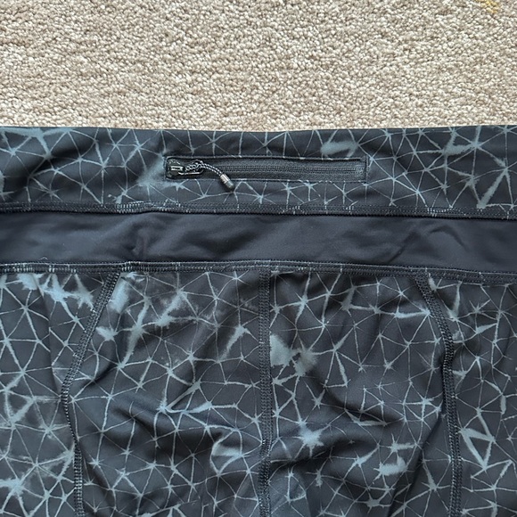 Lululemon Run: Inspire Crop II - Picture 9 of 11